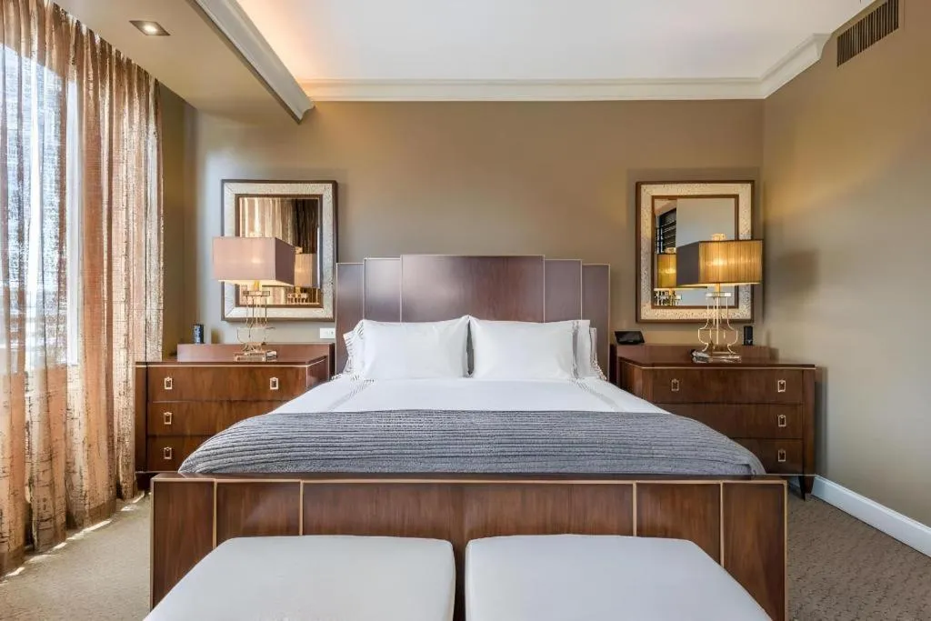 Bed in Curtiss Hotel, Ascend Hotel Collection