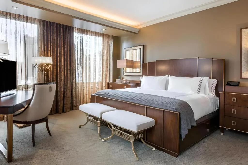 Bed in Curtiss Hotel, Ascend Hotel Collection