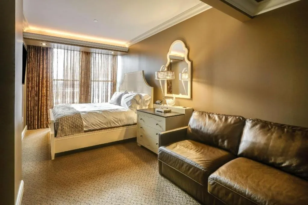 Bed in Curtiss Hotel, Ascend Hotel Collection