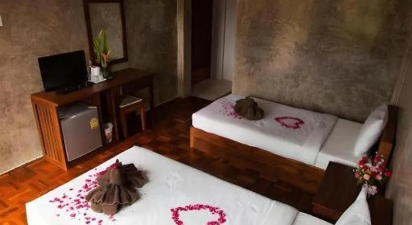 Bed in Huan Aumpron Resort