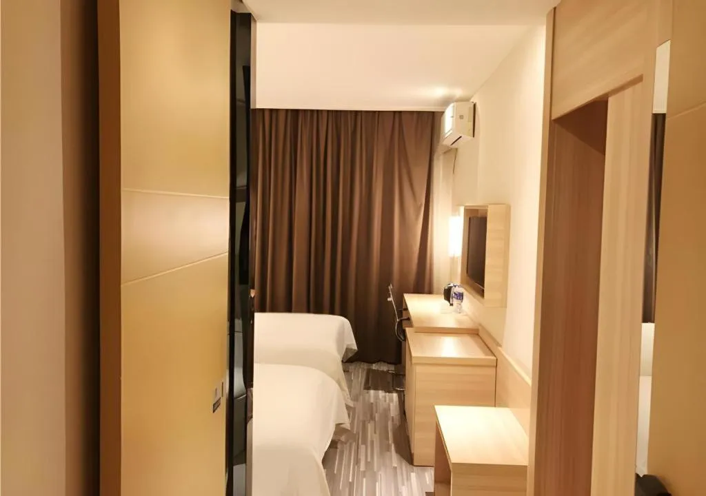 Bed in City Comfort Inn Huangshi City Huangshi Avenue