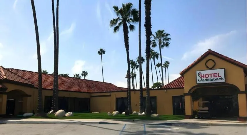 Hotel Saddleback