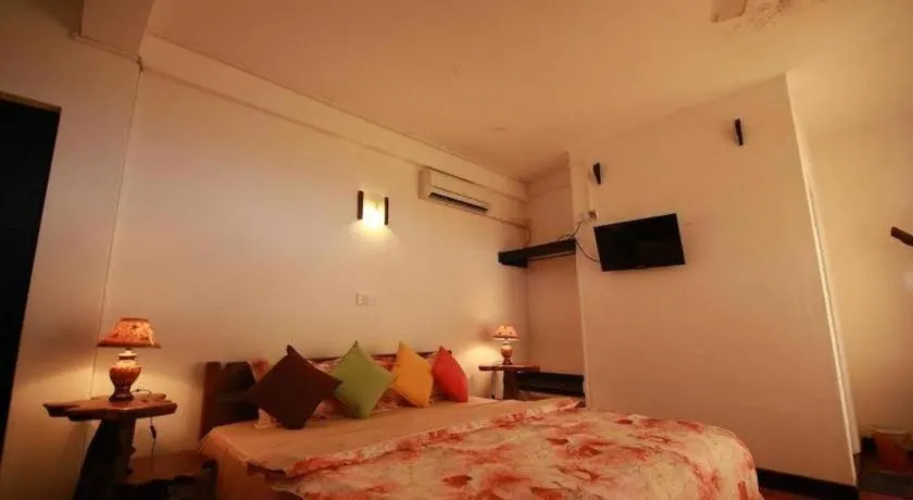 Bed in Mahaweli Regent Hotel