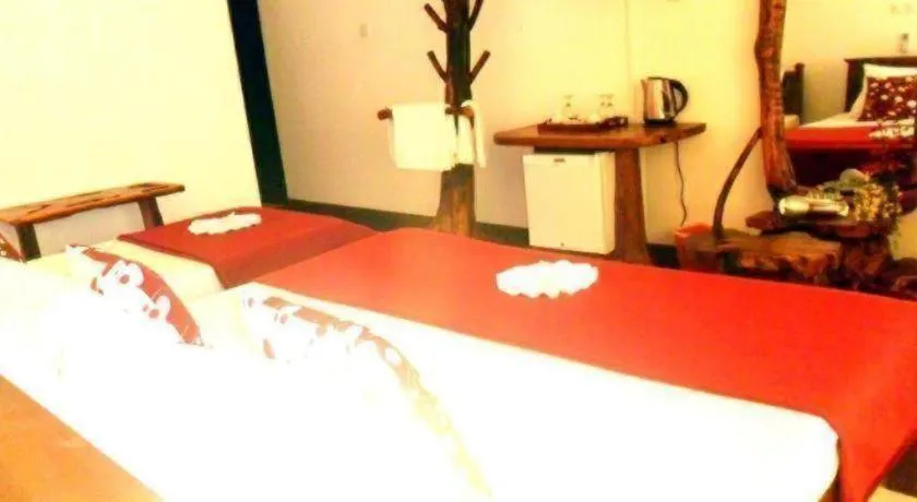 Bed in Mahaweli Regent Hotel