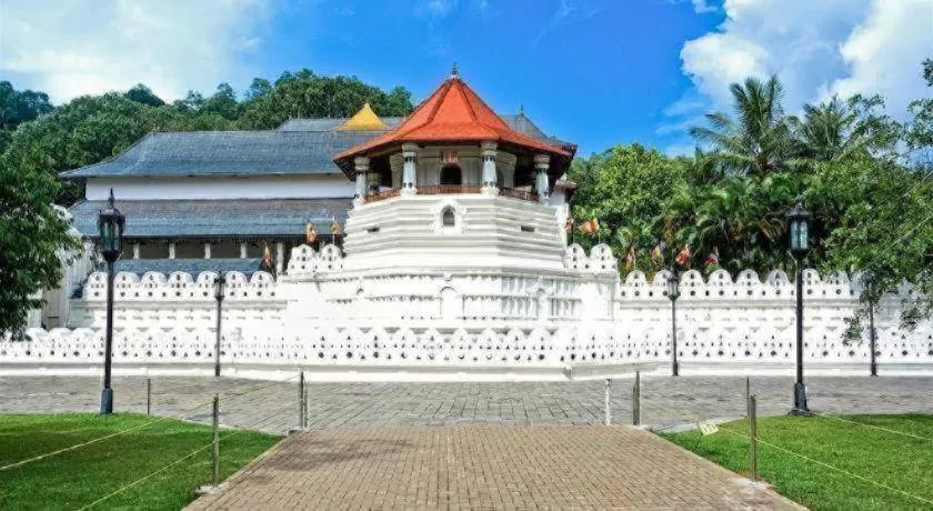 Mahaweli Regent Hotel