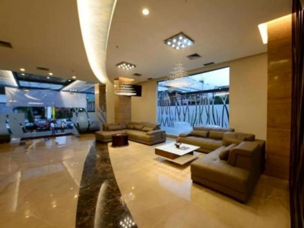 Hotel Urban Falatehan Blok M