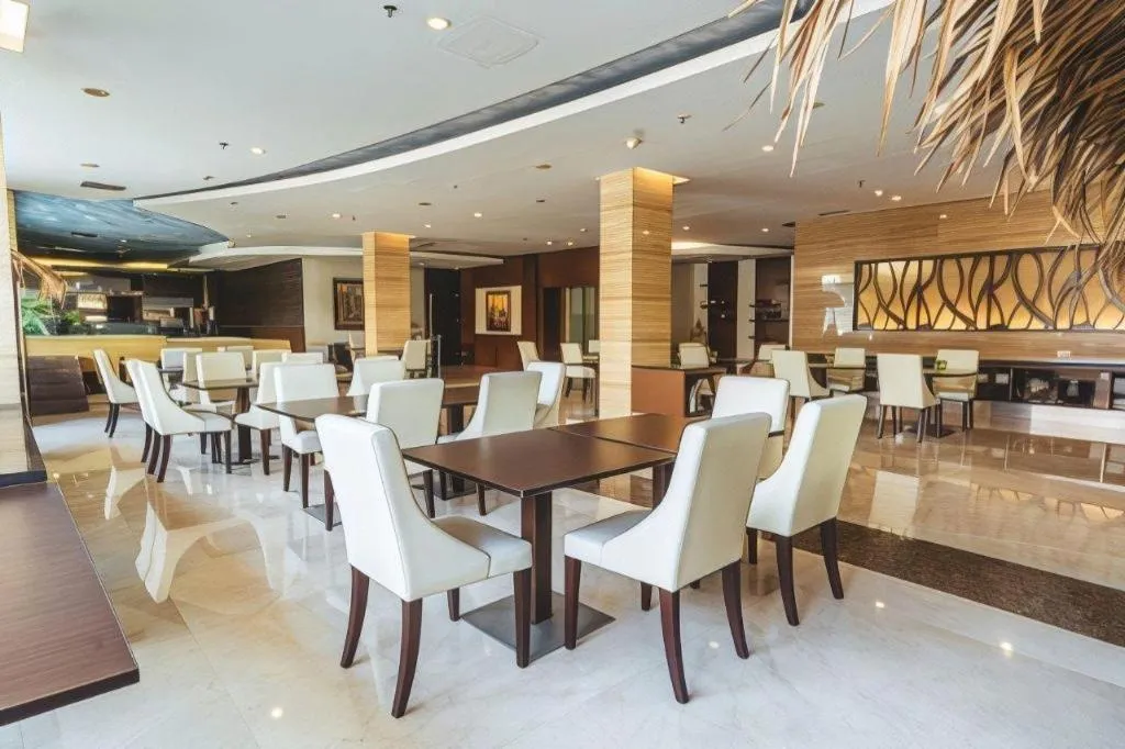 Hotel Urban Falatehan Blok M