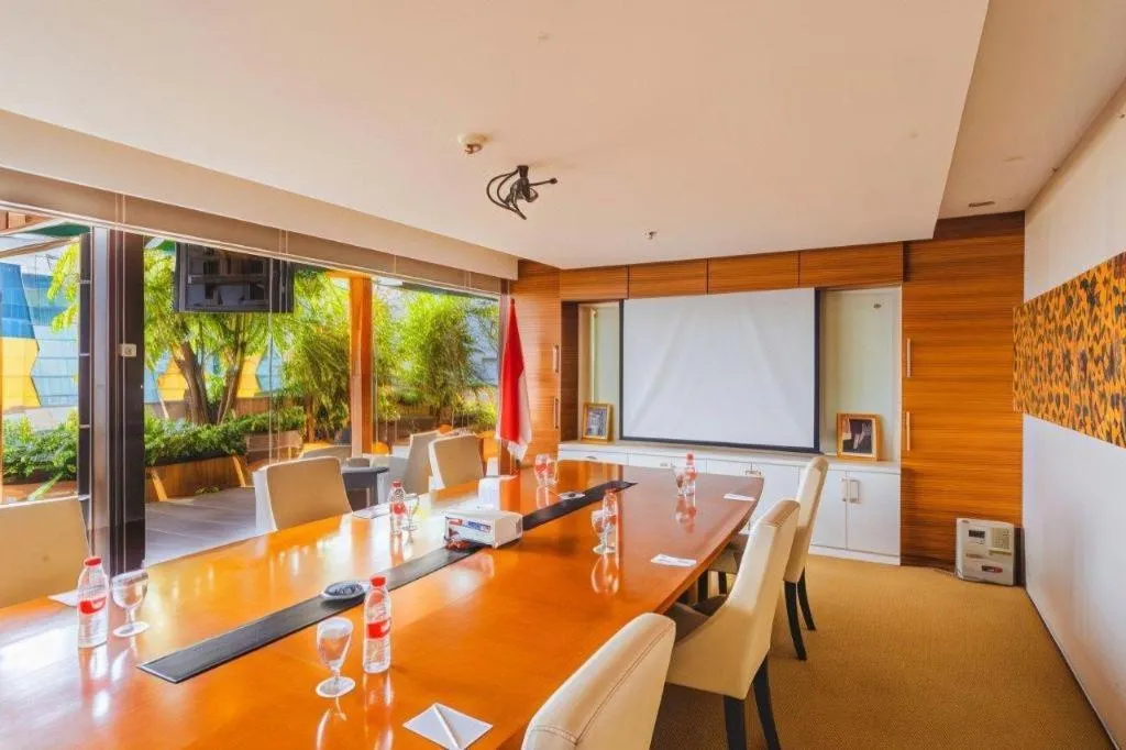 Hotel Urban Falatehan Blok M