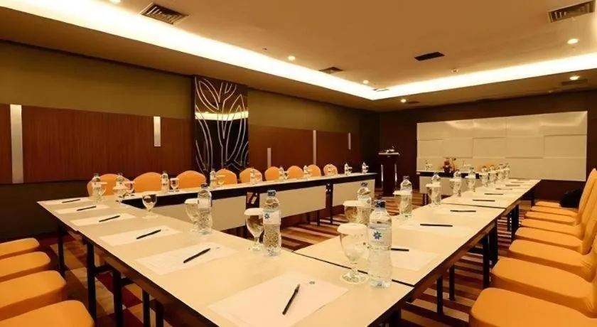 Hotel Urban Falatehan Blok M