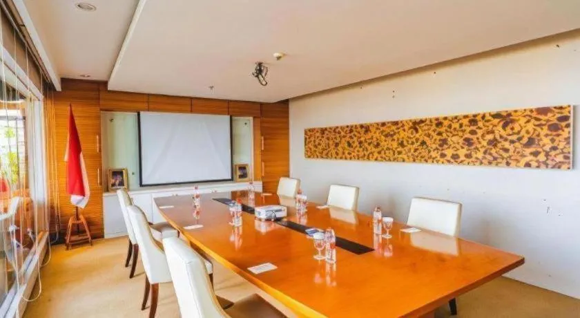 Hotel Urban Falatehan Blok M