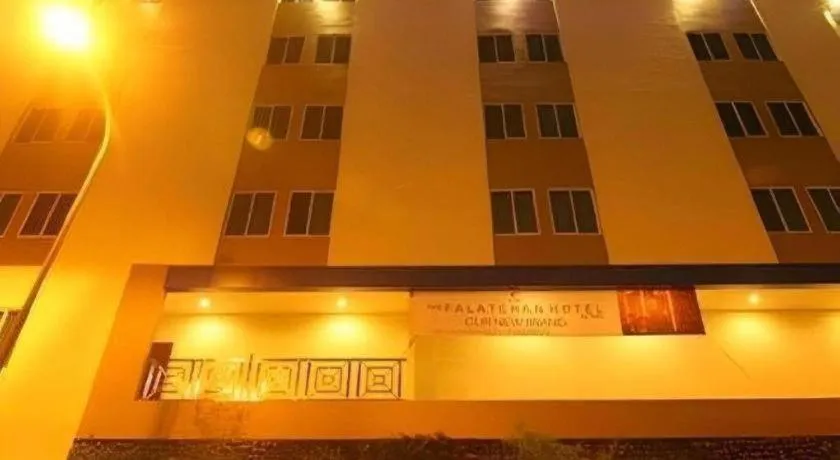 Hotel Urban Falatehan Blok M