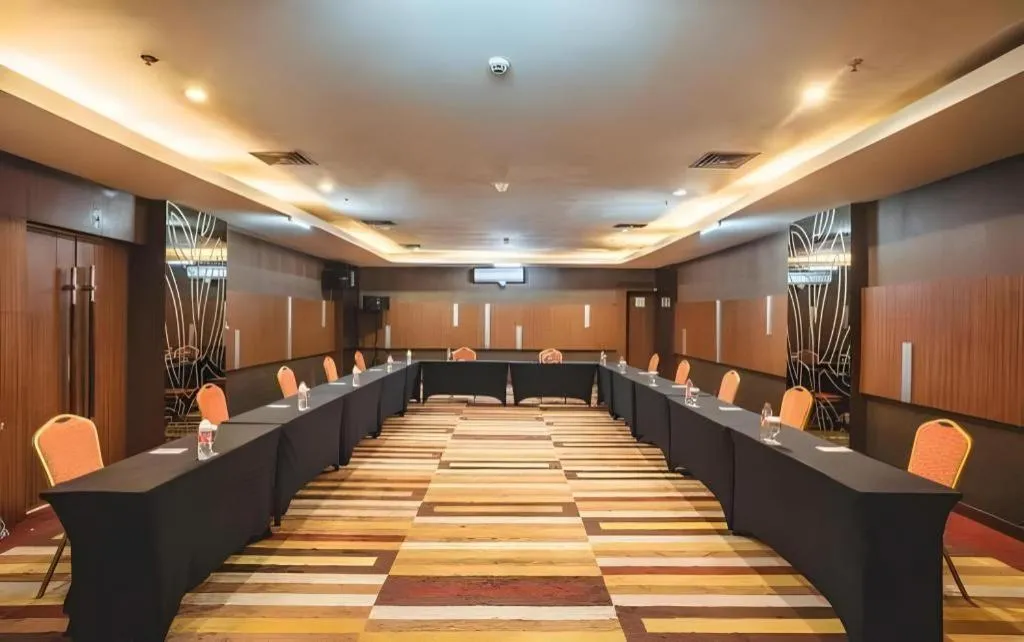 Hotel Urban Falatehan Blok M