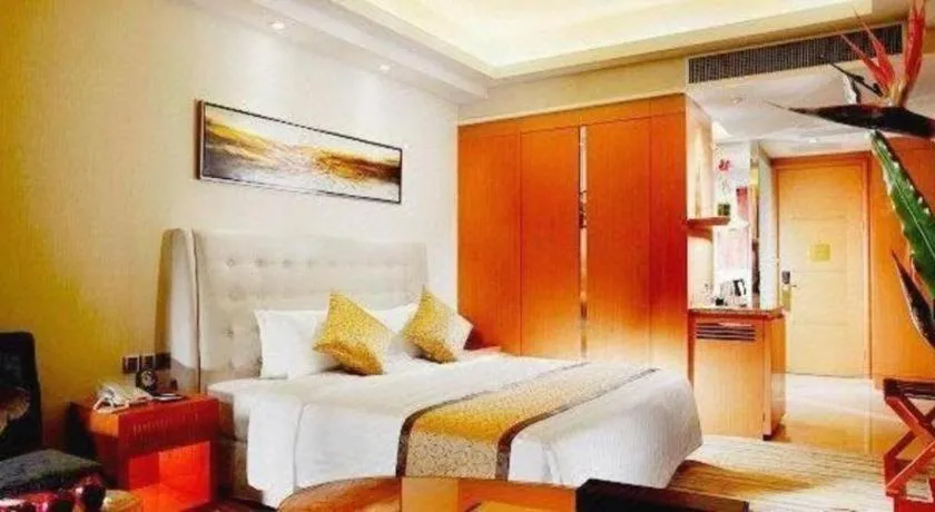 Bed in Dezhou Regal Kangbo Hotel