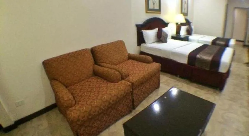 Bed in Cindy Kelly Hotel