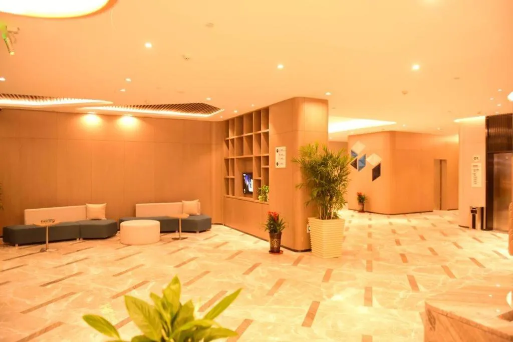 Holiday Inn Express Lhasa Potala Square By IHG