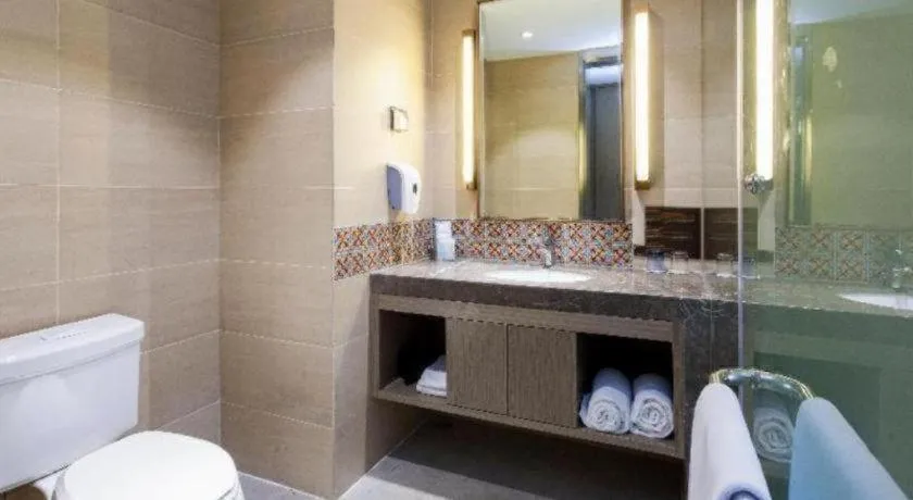 Holiday Inn Express Lhasa Potala Square By IHG