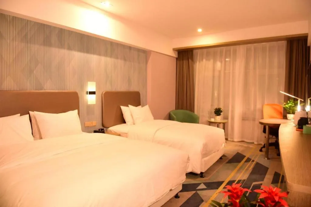 Bed in Holiday Inn Express Lhasa Potala Square By IHG