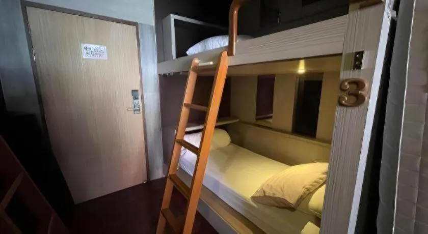 Bed in 168 Hostel