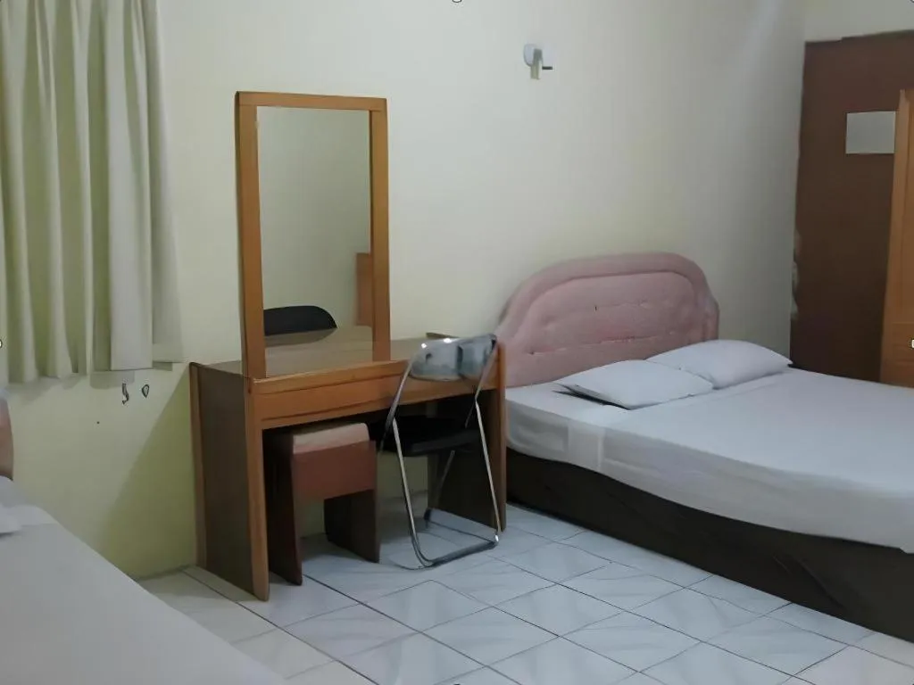 Bed in Hotel Lautze Indah