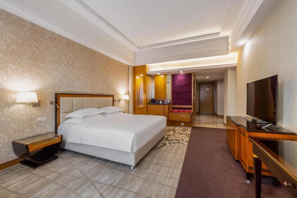 Bed in Country Garden Phoenix Hotel Xinhui Jiangmen