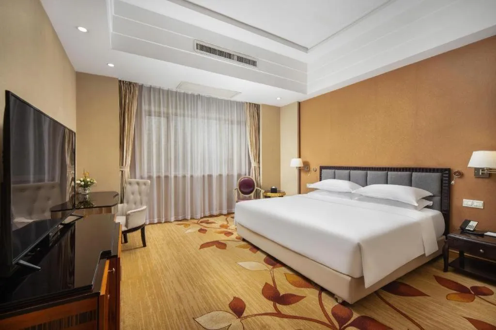 Bed in Country Garden Phoenix Hotel Xinhui Jiangmen