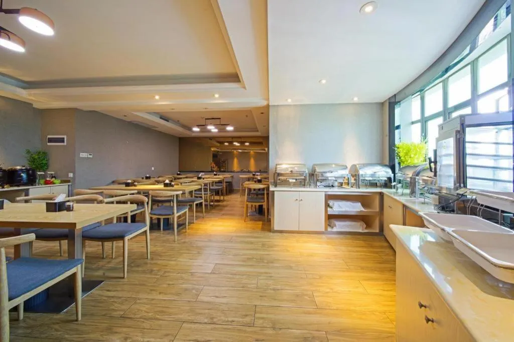 Borrman Hotel Guangzhou Tianhe Tangdong Subway Station Convention and Exhibition Center