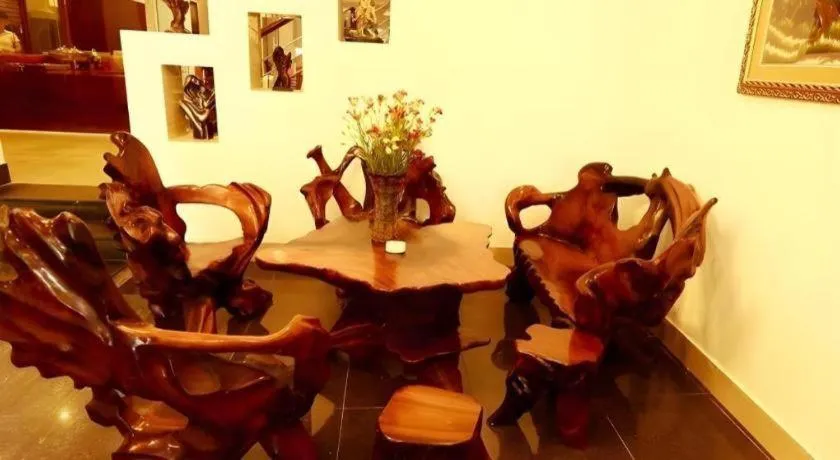 Xuan Hung Hotel