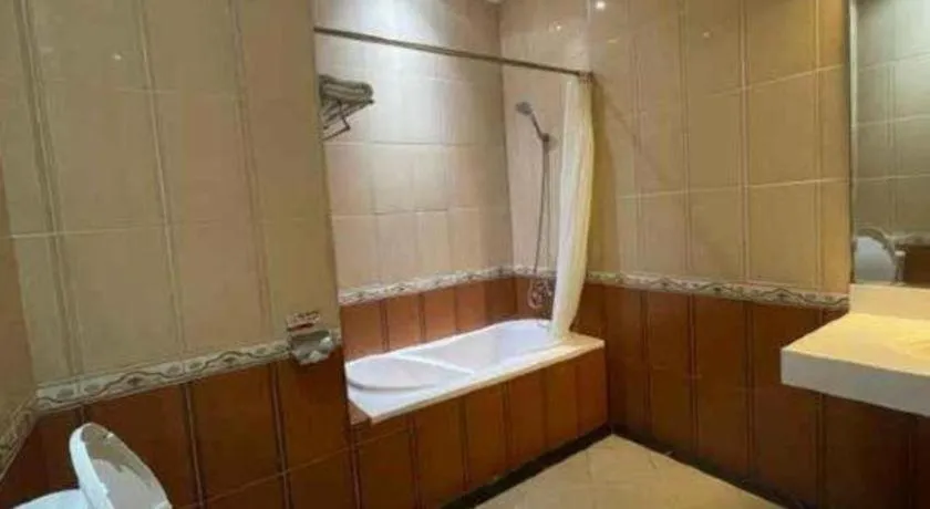 Yusro Hotel Restaurant & Convention