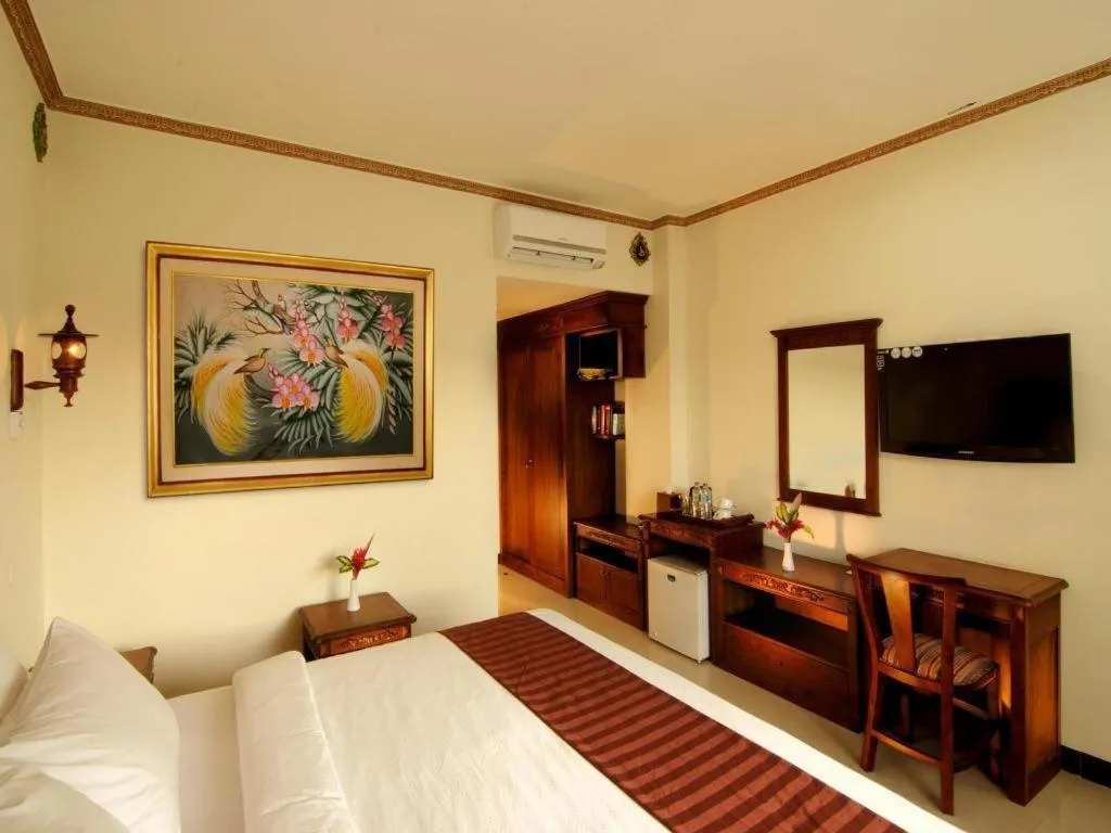 Bed in Yusro Hotel Restaurant & Convention