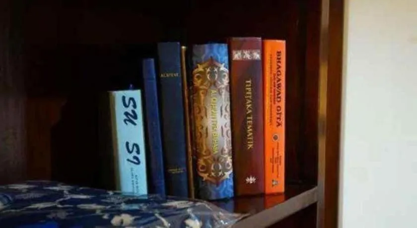 Yusro Hotel Restaurant & Convention