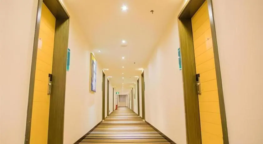 City Comfort Inn Nanning Normal University Mingxiu Metro Station