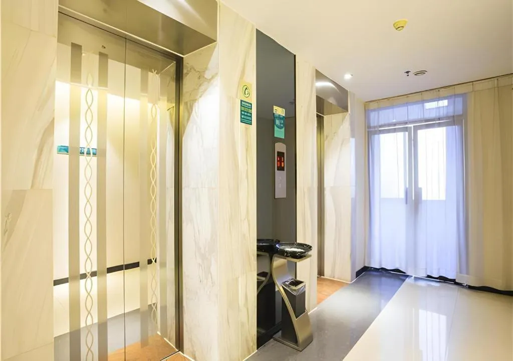 City Comfort Inn Nanning Normal University Mingxiu Metro Station