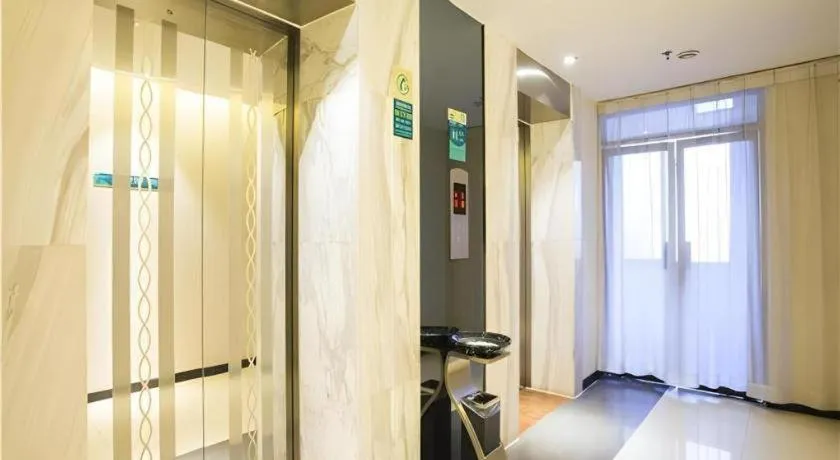 City Comfort Inn Nanning Normal University Mingxiu Metro Station