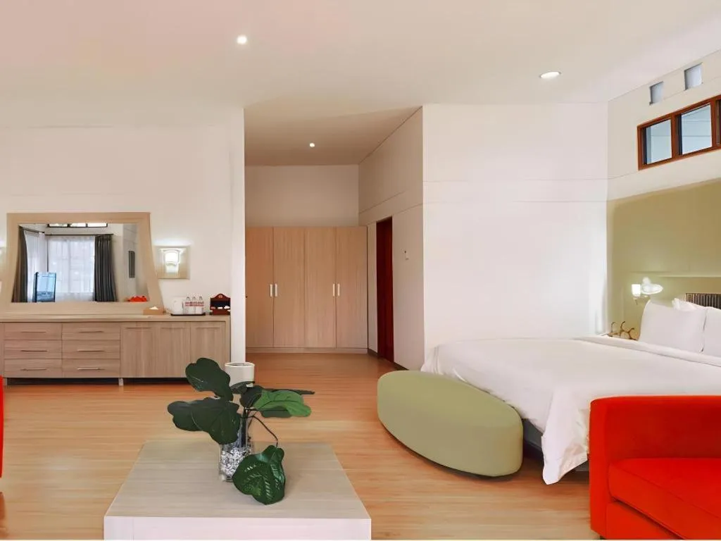 Bed in Bumi Bandhawa Hotel