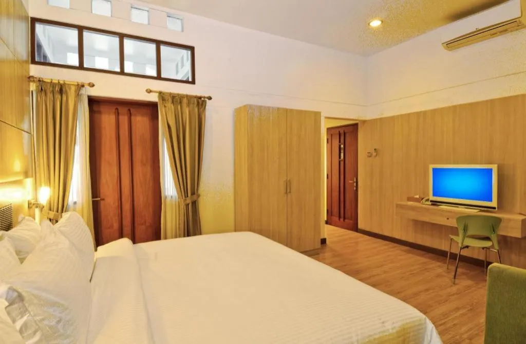 Bed in Bumi Bandhawa Hotel
