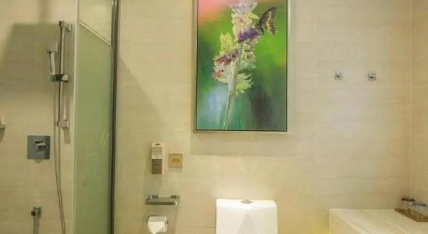 Lavande Hotel Guangzhou Tianhe Sports West Road Subway Station