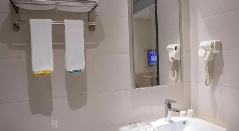 City Comfort Inn Zhuzhou Sports Center Red Star Macalline