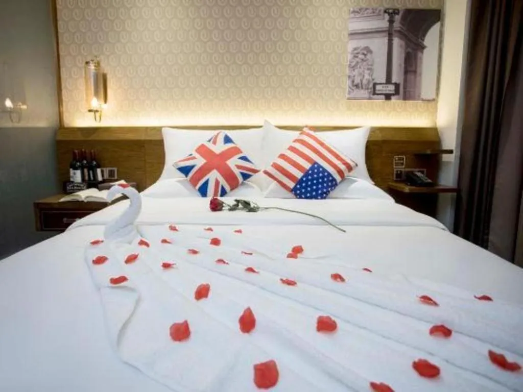 Bed in James Joyce Xi'an West Chang'an Ave University Twon