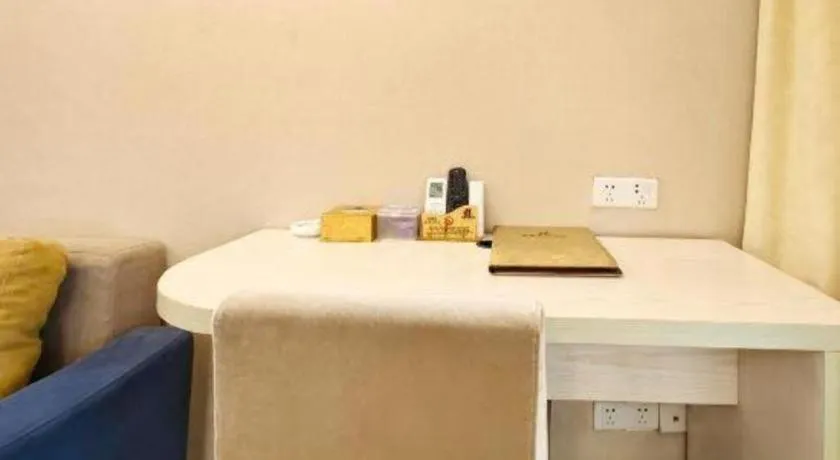 Chuanghui Business Hotel