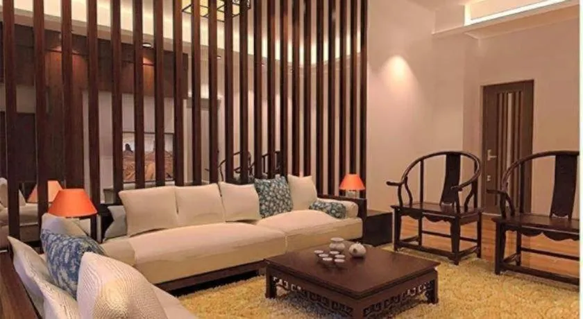 Chuanghui Business Hotel