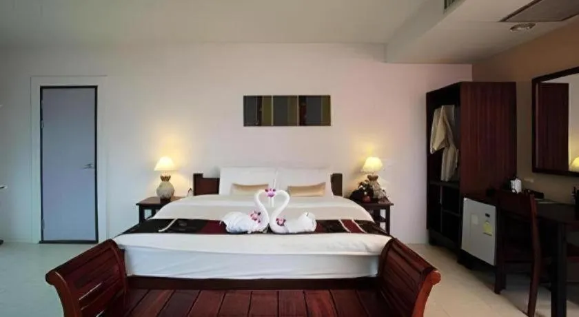 Bed in Bacchus Home Resort