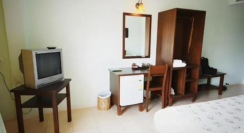 Bed in Bacchus Home Resort