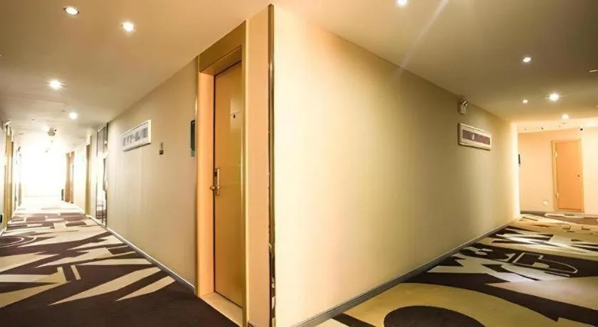 Bed in City Comfort Inn Nanning Guangxi University Xiuling Road Metro Station