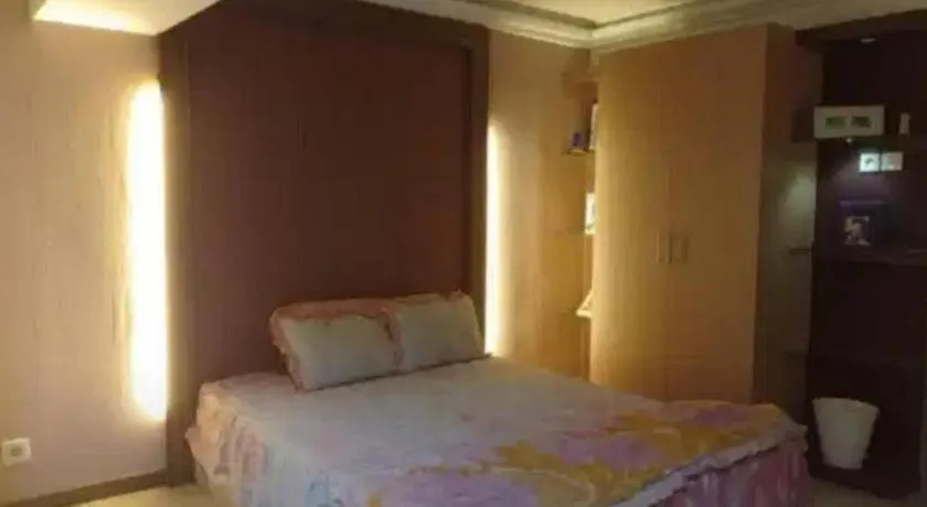 Bed in Great Western Hotel & Resort Serpong - Tangerang