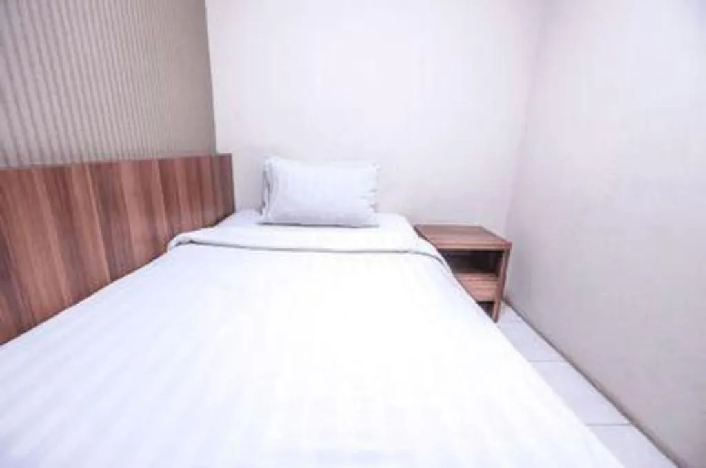 Bed in Great Western Hotel & Resort Serpong - Tangerang