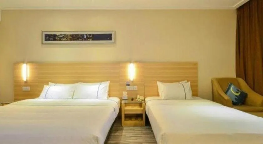 Bed in City Comfort Inn Jingzhou Ancient City Taiyue Road