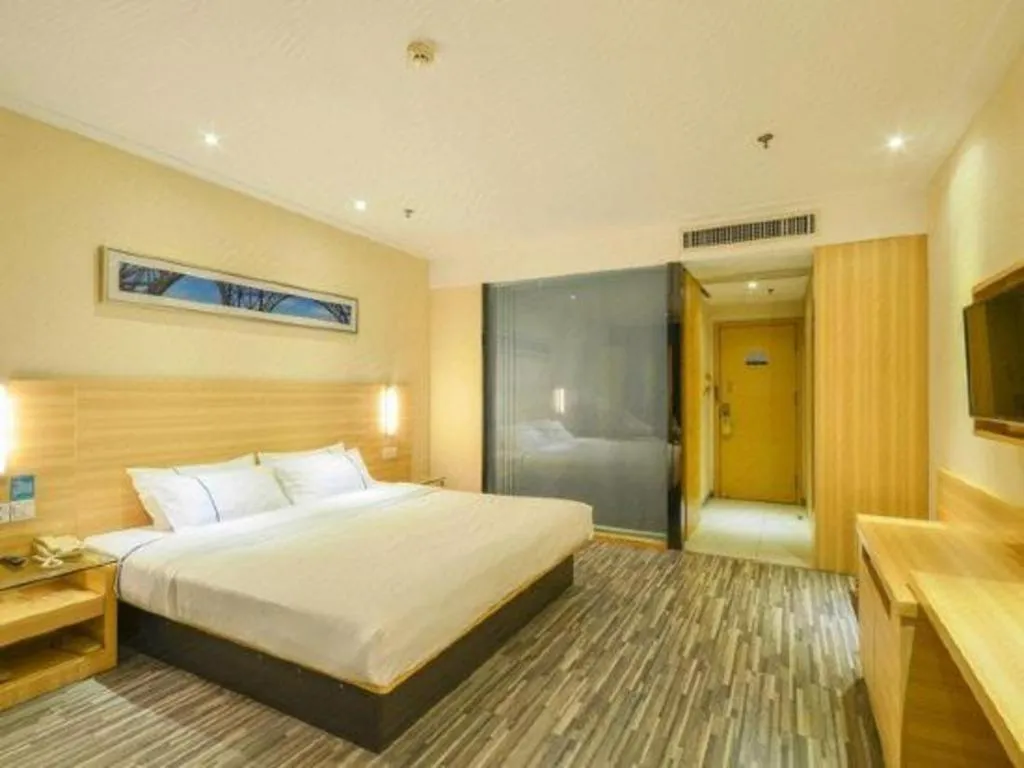 Bed in City Comfort Inn Jingzhou Ancient City Taiyue Road