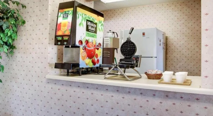 Econo Lodge Pearl - Jackson