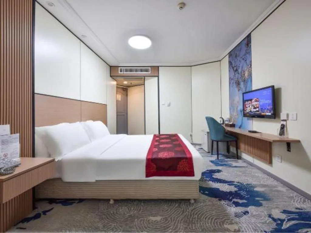 Bed in Dalian Bohai Pearl Hotel