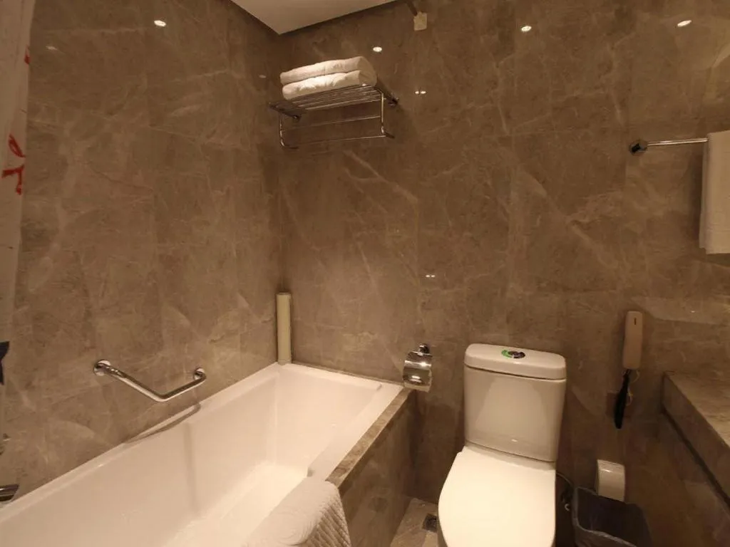 Dalian Bohai Pearl Hotel